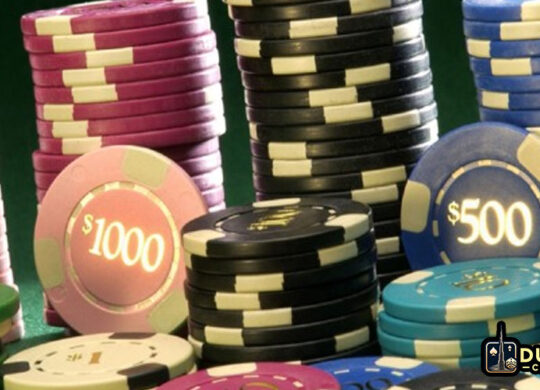 How many poker chips do you start with